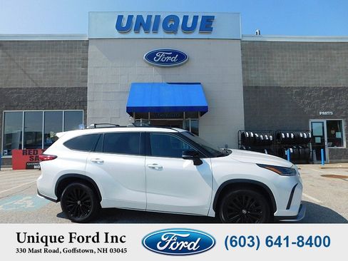 Used 2023 Toyota Highlander XSE image 1