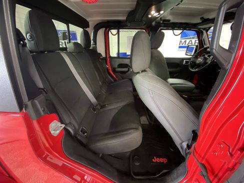 Used 2021 Jeep Gladiator Sport AWD/4WD image 32