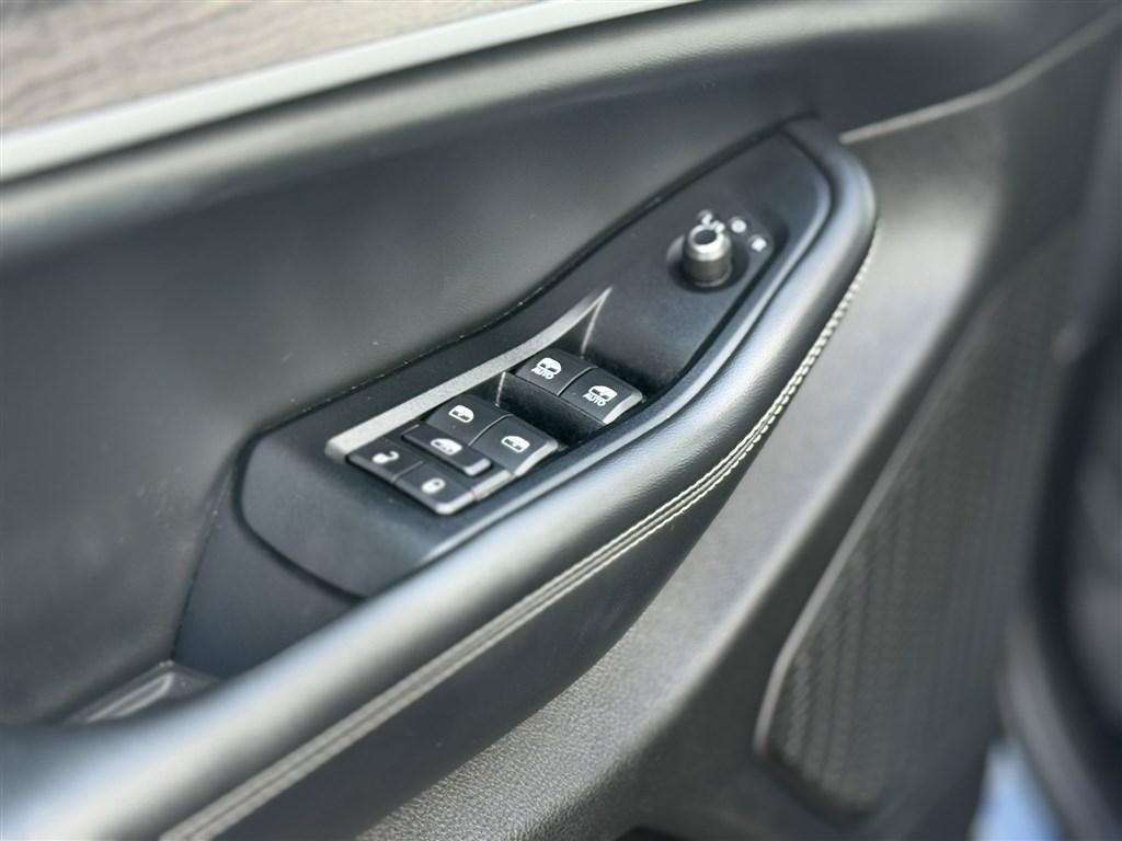 Used 2024 Jeep Grand Cherokee L Limited w/ Luxury Tech Group II AWD/4WD image 13
