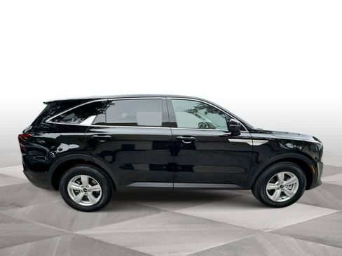 New 2026 Kia Sorento LX image 9