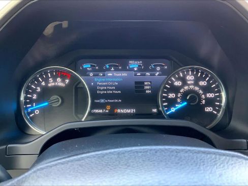 Used 2015 Ford F150 Lariat image 25