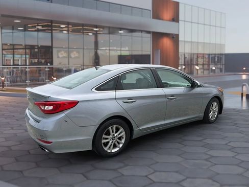 Used 2016 Hyundai Sonata SE FWD image 13