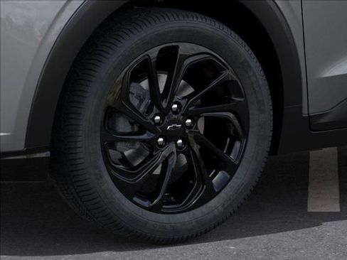 New 2027 Chevrolet Bolt RS FWD image 9