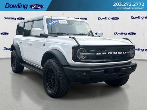 Used 2024 Ford Bronco Outer Banks AWD/4WD image 1