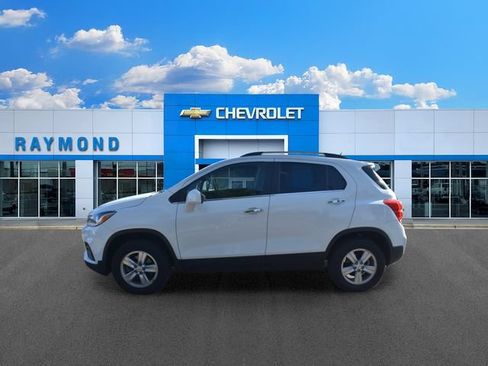 Used 2019 Chevrolet Trax LT w/ LT Convenience Package AWD/4WD image 6