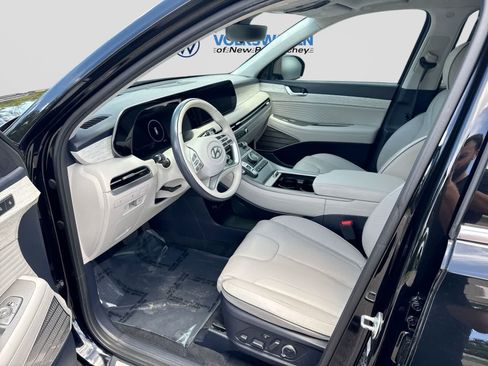 Used 2024 Hyundai Palisade Calligraphy FWD image 10