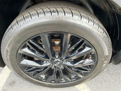 Used 2020 Kia Telluride SX image 17