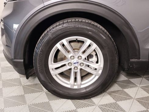 Used 2022 Ford Explorer XLT w/ Equipment Group 202A image 18