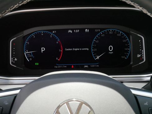 Certified 2025 Volkswagen Taos SEL AWD/4WD image 21