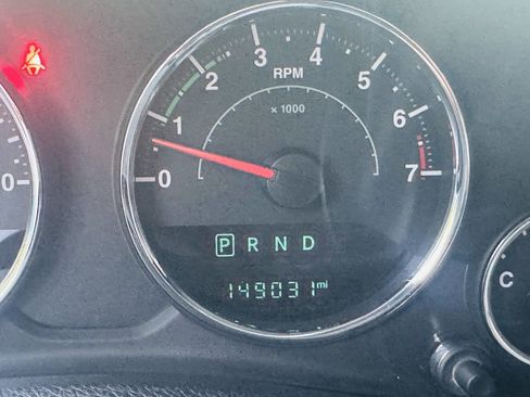 Used 2015 Jeep Wrangler Unlimited Sport w/ Quick Order Package 24S image 28