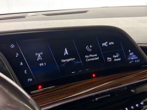 Used 2022 Cadillac Escalade Premium Luxury w/ Touring Package AWD/4WD image 15