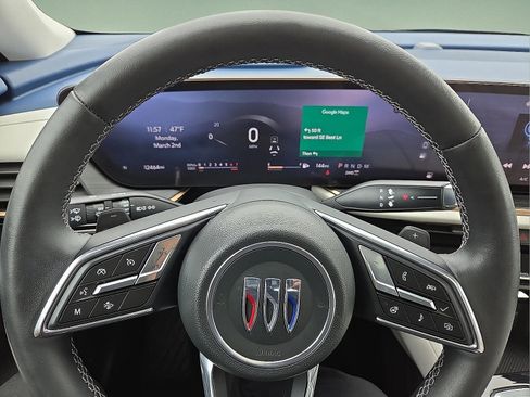 Certified 2024 Buick Envision Avenir image 24