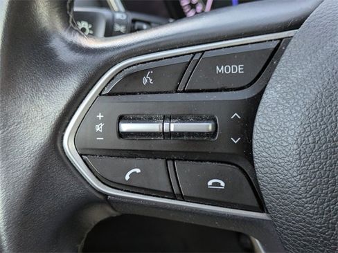 Used 2019 Hyundai Santa Fe Limited image 25