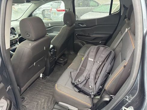 Used 2020 GMC Acadia AT4 image 12