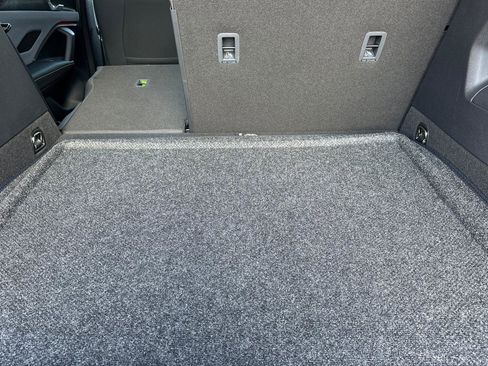 New 2026 Volkswagen Tiguan SE R-Line image 14