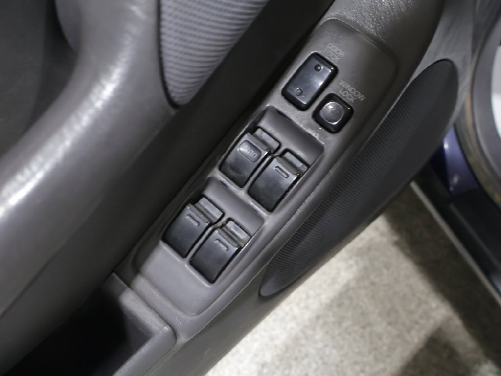 Used 1994 Toyota Camry XLE FWD image 17