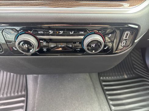 New 2026 Chevrolet Silverado 1500 LT AWD/4WD image 25