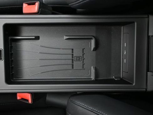 Certified 2025 Porsche 911 Carrera 4 GTS AWD/4WD image 19