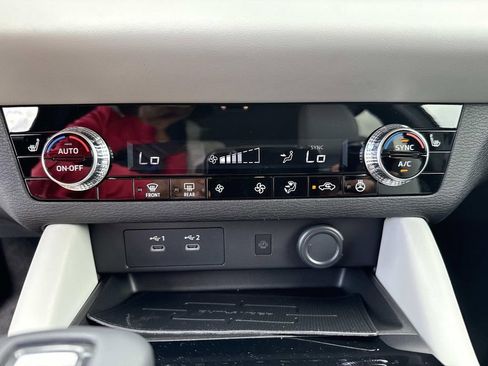 New 2026 Mitsubishi Outlander SE FWD image 30