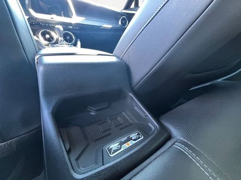 Used 2022 Chevrolet Camaro LT w/ RS Package image 18