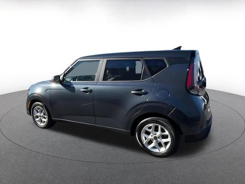 Used 2025 Kia Soul LX w/ LX Technology Package image 10