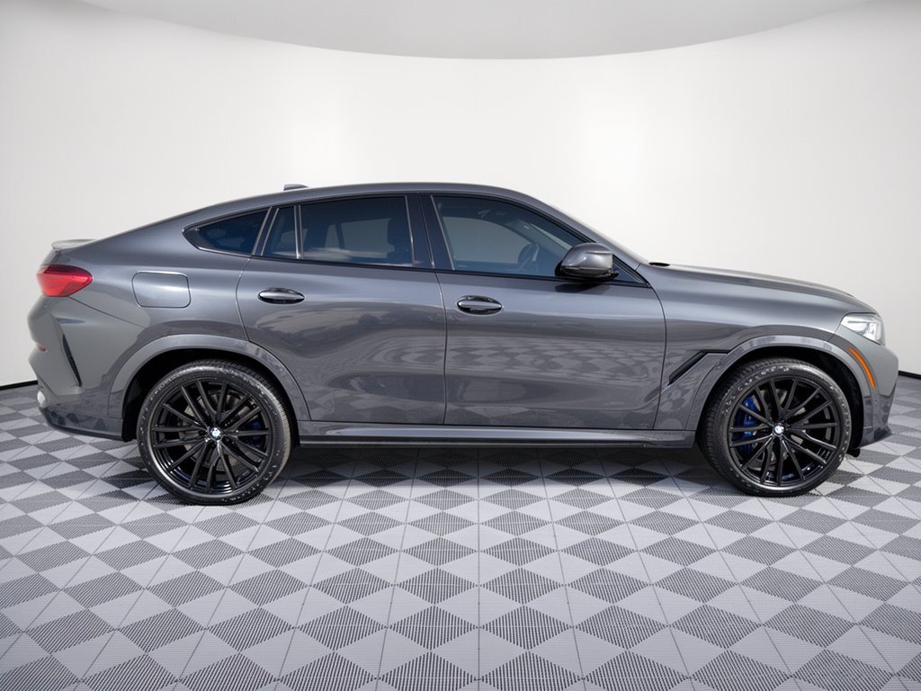 Used 2022 BMW X6 M50i w/ Executive Package AWD/4WD image 8
