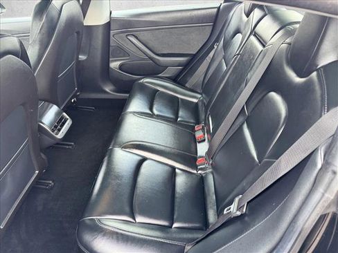 Used 2019 Tesla Model 3 Long Range image 20
