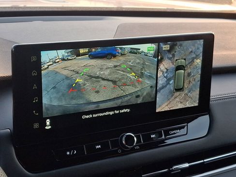 New 2026 Mitsubishi Outlander SE image 17