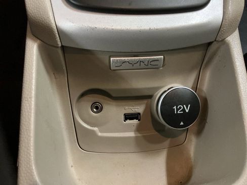 Used 2016 Ford Fiesta SE image 16