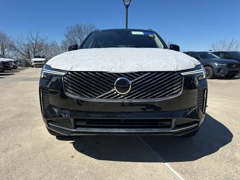 New 2026 Volvo XC90 B6 Plus w/ Protection Package image 2