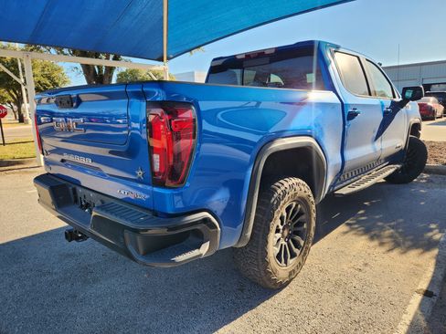 Certified 2023 GMC Sierra 1500 AT4X image 4