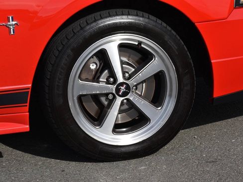 Used 2003 Ford Mustang Mach 1 RWD image 35