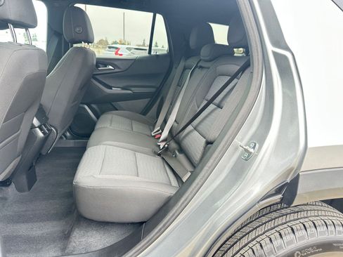 Used 2025 Chevrolet Equinox LT image 37