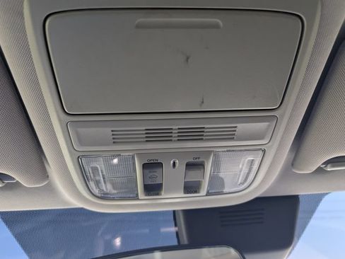 Used 2018 Honda Accord EX image 21