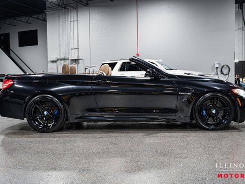 Used 2016 BMW M4 Convertible image 6