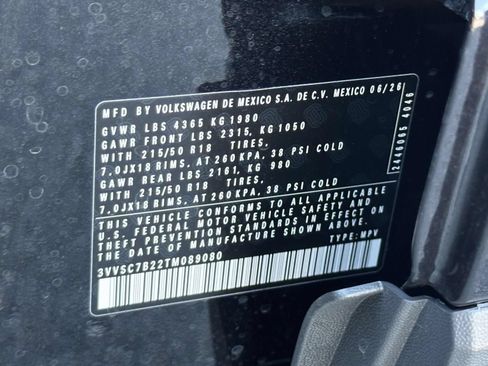 New 2026 Volkswagen Taos SE FWD image 16