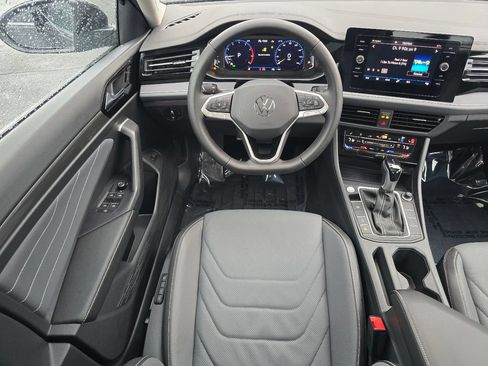 Certified 2026 Volkswagen Jetta Sport FWD image 30