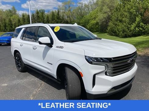 Used 2024 Chevrolet Tahoe High Country w/ LPO, Illumination Package AWD/4WD image 4