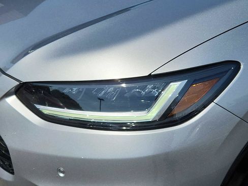 Used 2025 Honda HR-V EX-L image 9