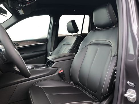 New 2026 Jeep Grand Cherokee Limited image 13