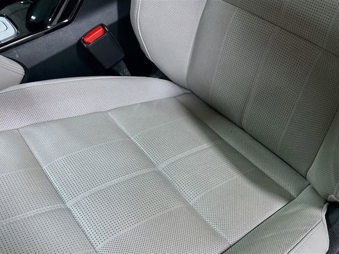 Certified 2022 Kia Telluride EX w/ EX Premium Package image 20