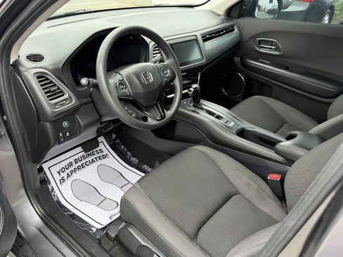 Used 2022 Honda HR-V EX image 7