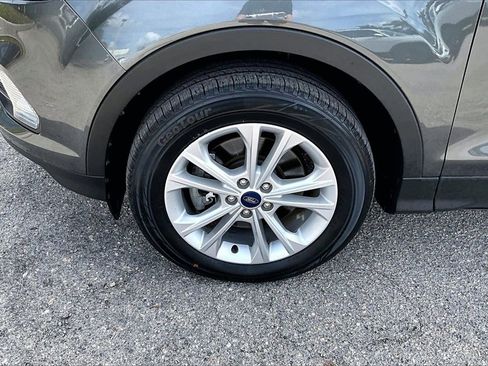 Used 2019 Ford Escape SE image 13