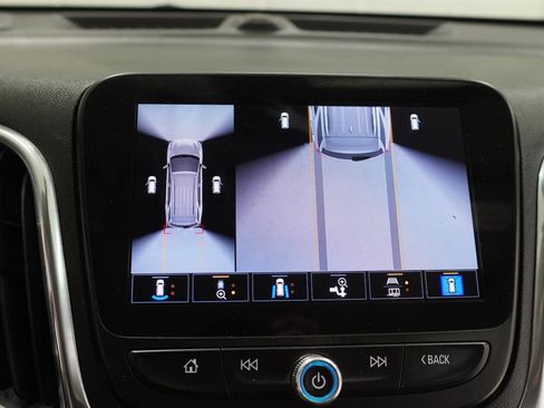 Used 2024 Chevrolet Equinox LT FWD image 30