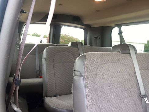 Used 2025 Chevrolet Express 3500 LT w/ LT Preferred Equipment Group RWD image 11