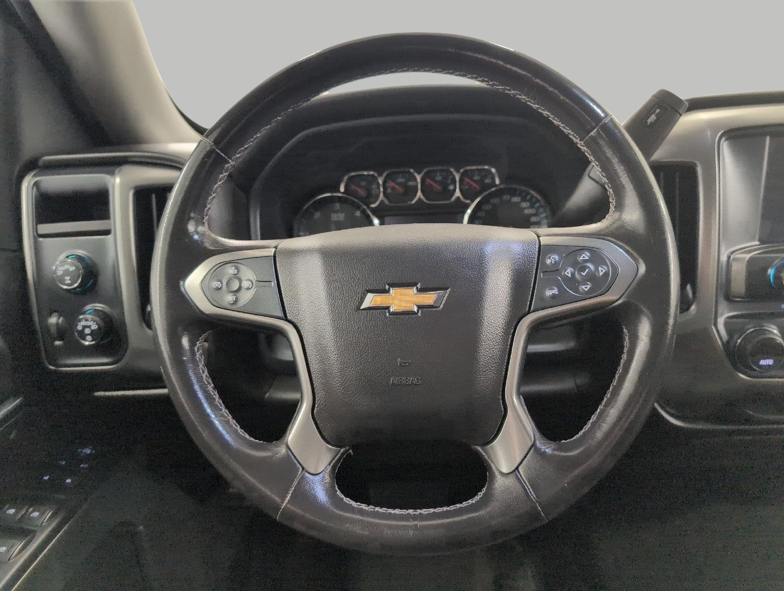Used 2018 Chevrolet Silverado 1500 LT w/ All Star Edition AWD/4WD image 5