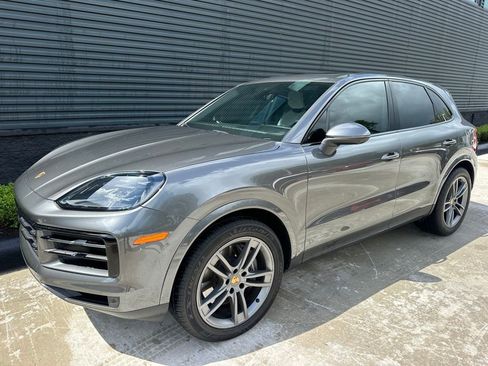 Certified 2024 Porsche Cayenne AWD/4WD image 7