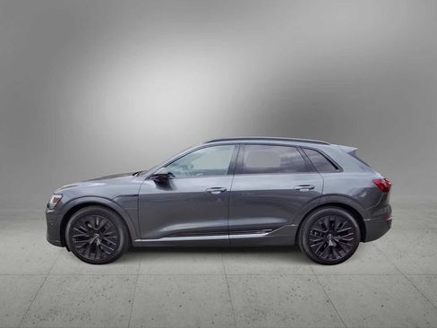 Certified 2024 Audi Q8 e-tron Prestige AWD/4WD image 5