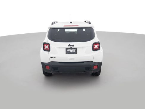 Used 2018 Jeep Renegade Altitude w/ UConnect 8.4 Nav Group AWD/4WD image 6