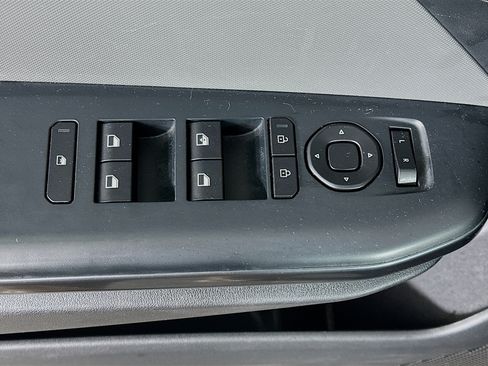 Used 2025 Kia K4 FWD image 15